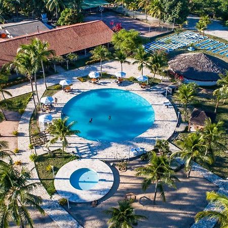 Hotel Marina Porto Abrolhos Каравелас Екстериор снимка